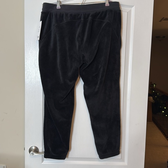 Athleta Recover Cozy Jogger Pants Black 1X - Picture 11 of 16